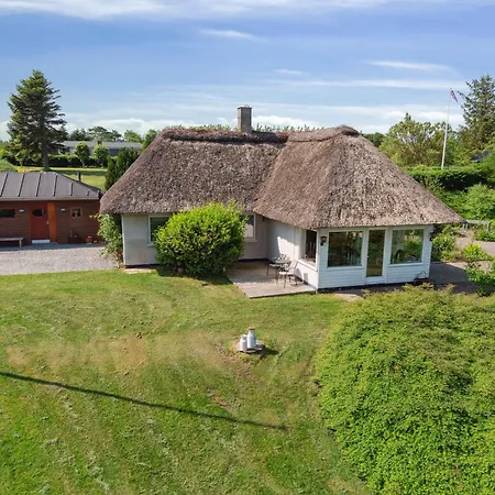 Nyaraló Cozy With Fantastic Surroundings