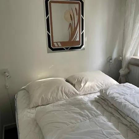 Cozy With Fantastic Surroundings