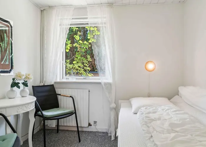 Cozy With Fantastic Surroundings *