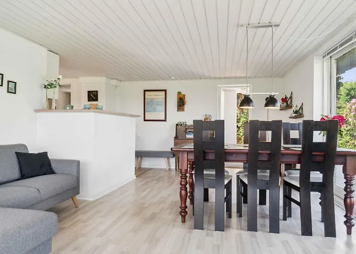 Casa vacanze Cozy With Fantastic Surroundings *