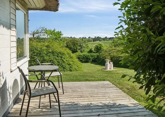 Cozy With Fantastic Surroundings